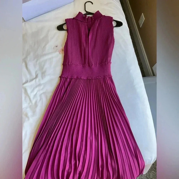 NANETTE LEPORE bali orchid dress KNEE LENGTH womans size 2 - Picture 2 of 4